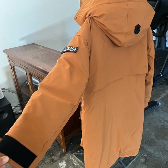 Mackage Kamryn Puffer in “cognac” (camel) MINT - Picture 2 of 5